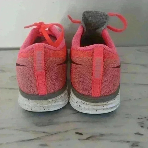 Nike Women’s Gray & Pink Flyknit Lunar 2 Lightweight Running & Training Shoe 7.5 - Picture 5 of 16
